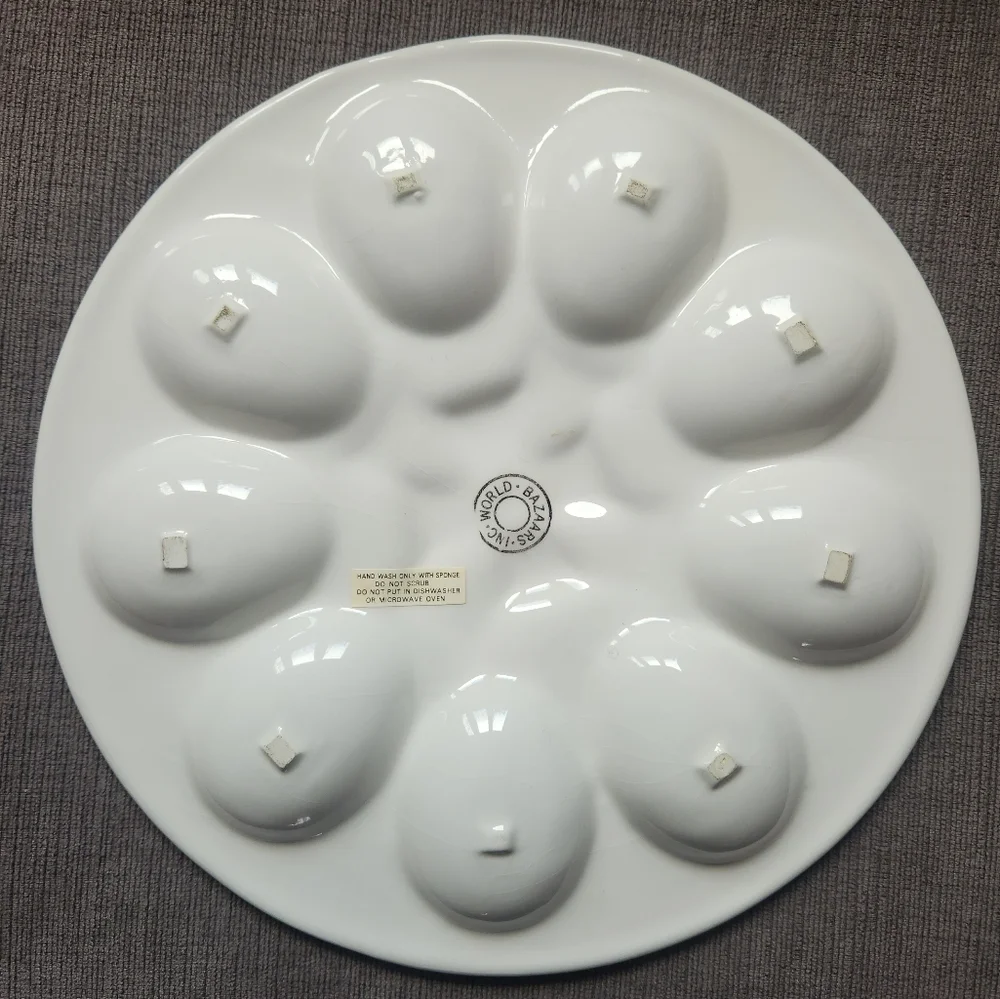 NWT Ceramic Deviled Egg Serving Dish Easter Egg 10 Inch - Picture 6 of 9